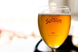 La Saison è una tipologia di birra adattissima per la stagione estiva