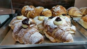 Aumentata l'offerta dei croissant durante la colazione