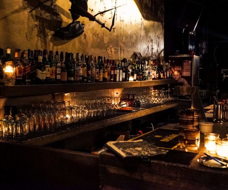 bar
